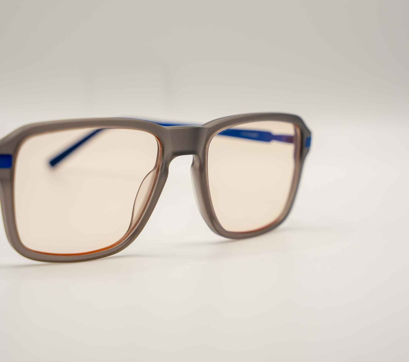 Gafas RetiNaut con lente Intensive de tono ámbar