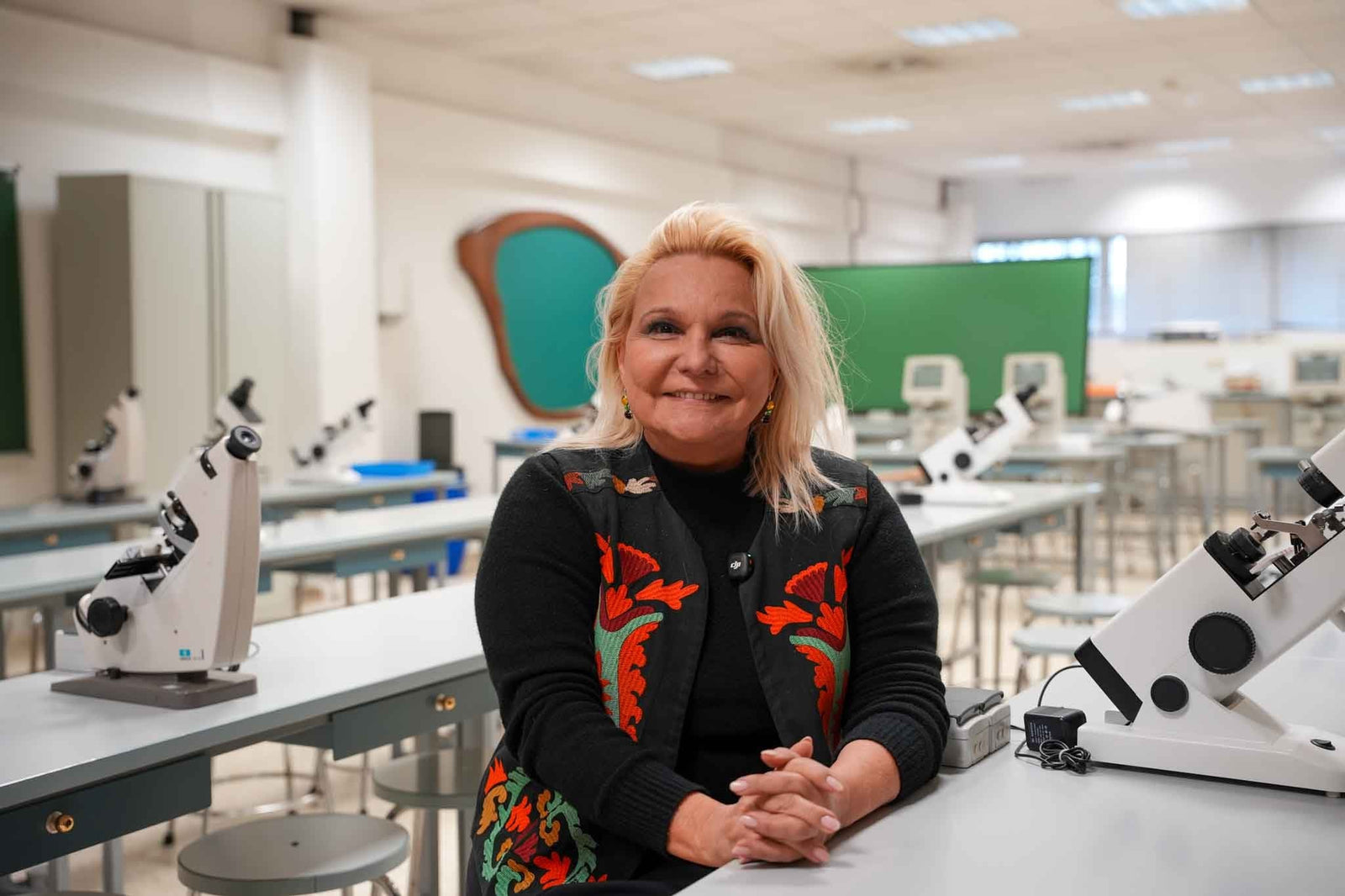 Dra. Celia Sánchez-Ramos en el laboratorio de la Universidad Complutense de Madrid
